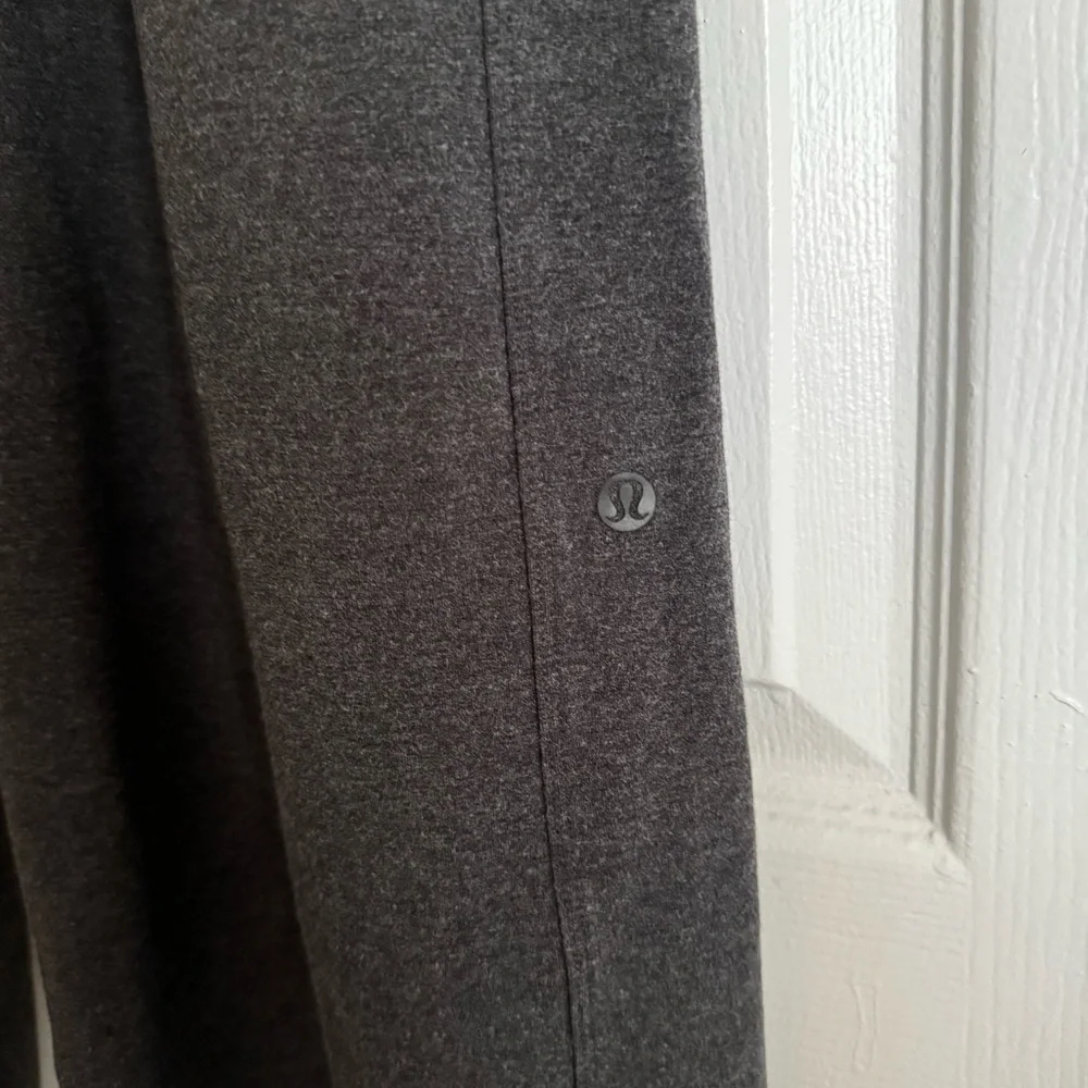 lululemon Take It Easy Pants - Picture 4 of 7